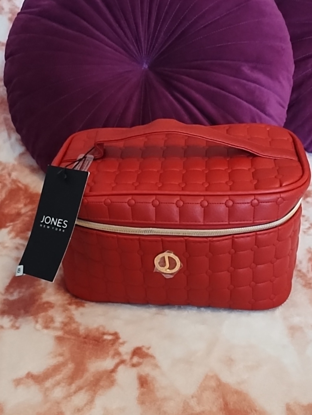 Jones New York Red Quilted Cosmetic Train Case